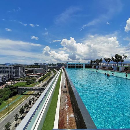 Greenage 绿色时代 At Sutera Avenue Kota Kinabalu Bagian luar foto