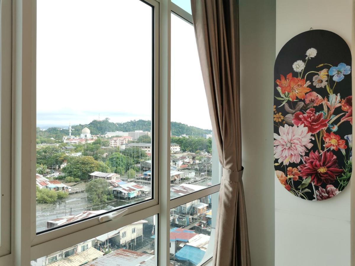 Greenage 绿色时代 At Sutera Avenue Kota Kinabalu Bagian luar foto